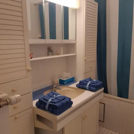 Paola Apartment *